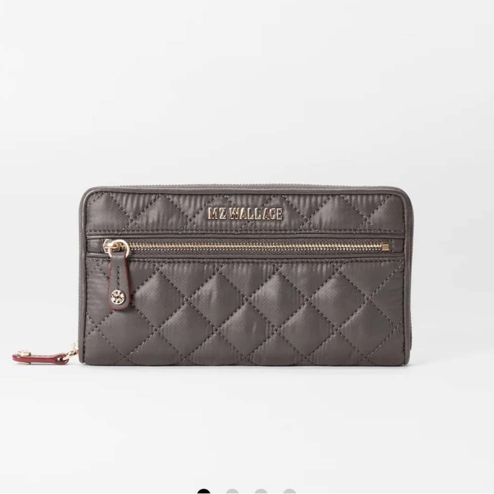 Magnet Crosby Long Wallet